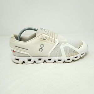 On Cloud Womens Running White Sneakers Sz 11